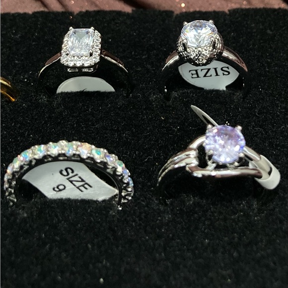 Amazing 18-Piece Assorted Designs and Sizes of Classic Rings - FREE SHIPPING! - Picture 11 of 12